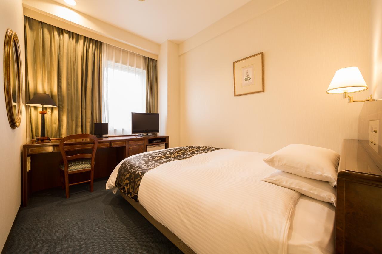 Dukes Hotel Nakasu Fukuoka  Dış mekan fotoğraf